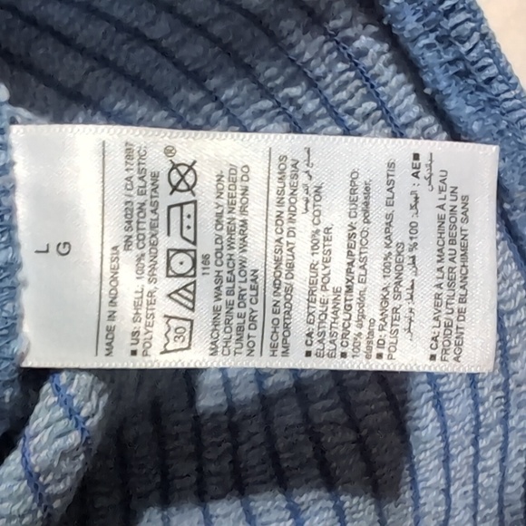 Old Navy Light Blue Chambray Tie-Shoulder Smocked Top Size Large - Picture 3 of 4